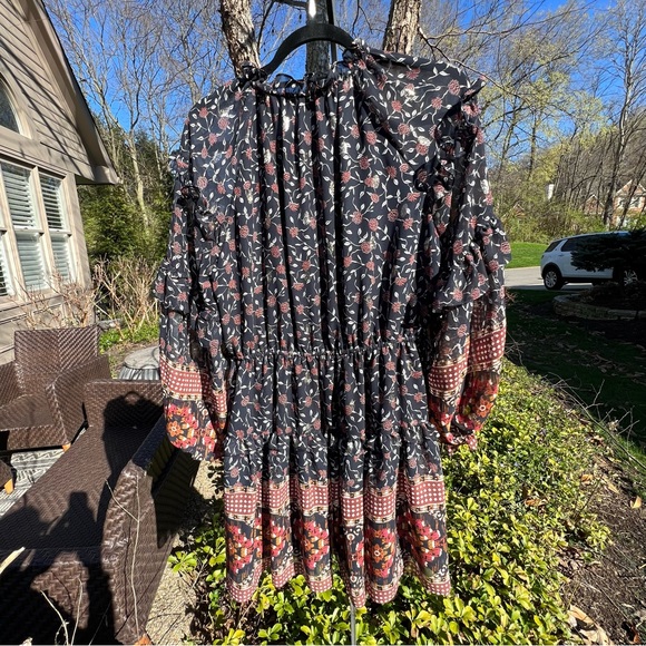 Navy dress -size Large - Picture 3 of 9